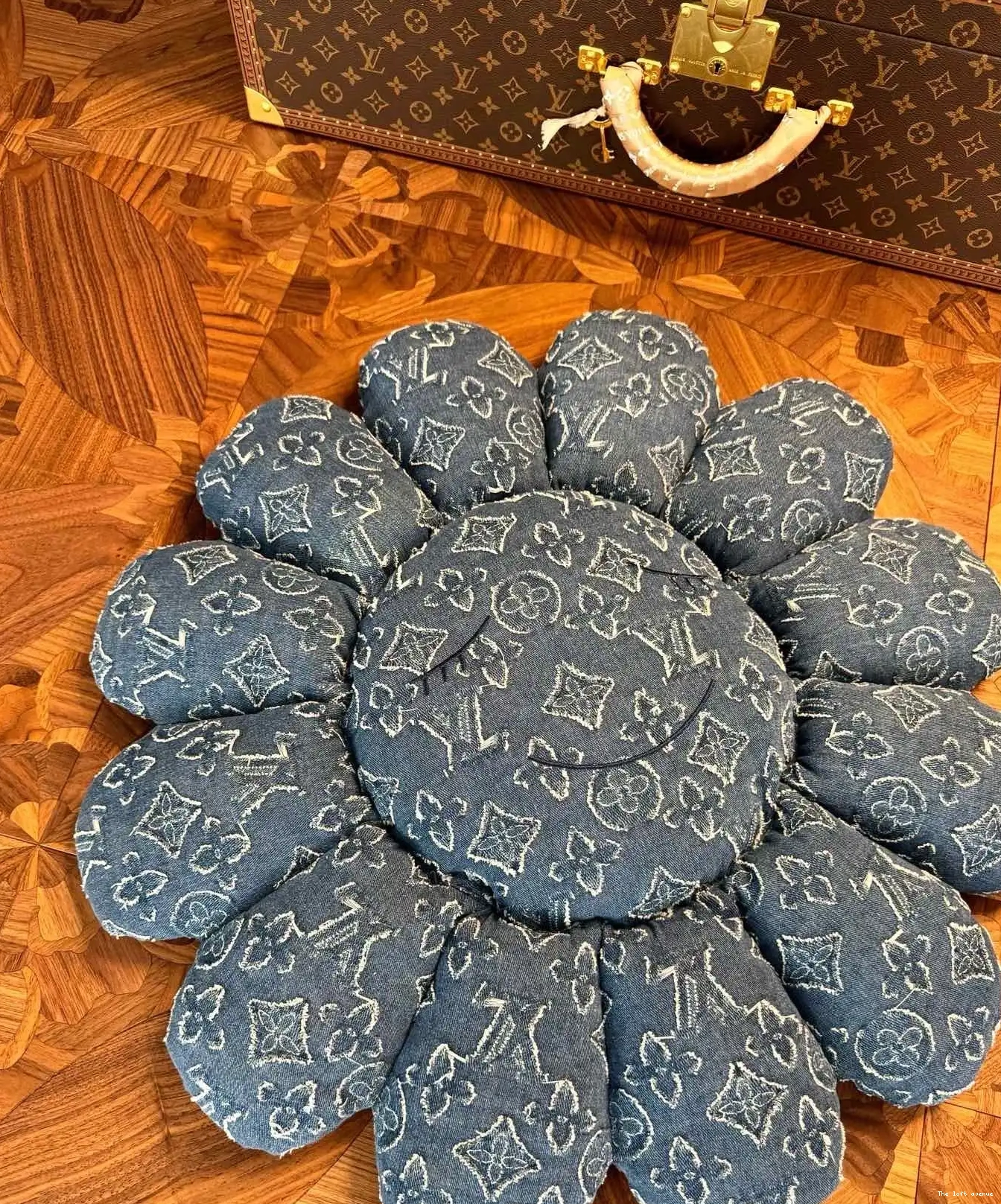 LV CUSTOM PLUSH FLOWER MURAKAMI 0704
